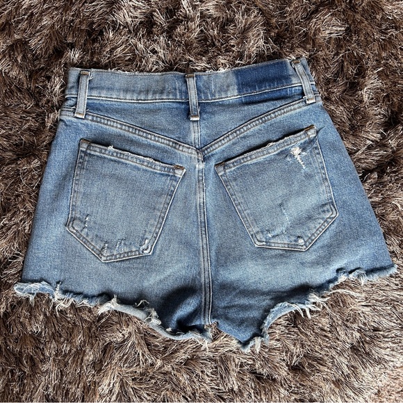 A&F High Rise Mom Short - Picture 3 of 4